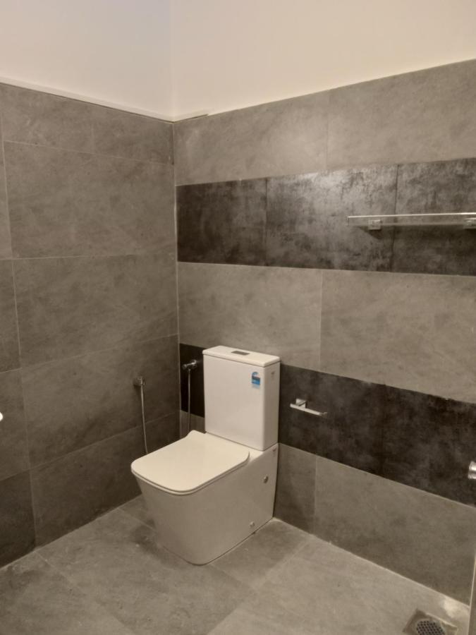 Sky Bloom Bed & Breakfast Homagama Bagian luar foto
