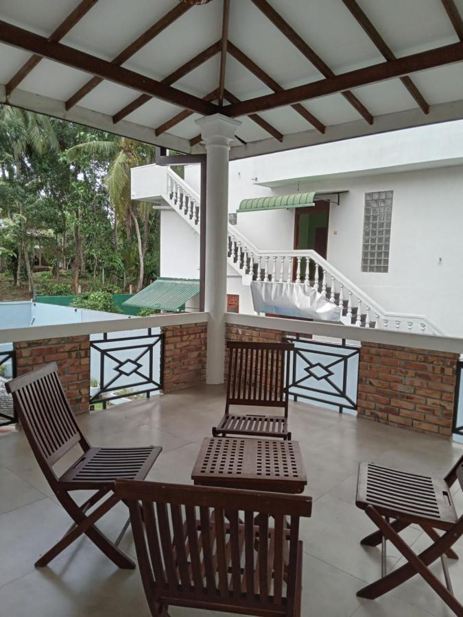 Sky Bloom Bed & Breakfast Homagama Bagian luar foto