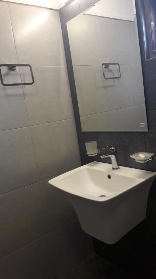 Sky Bloom Bed & Breakfast Homagama Bagian luar foto
