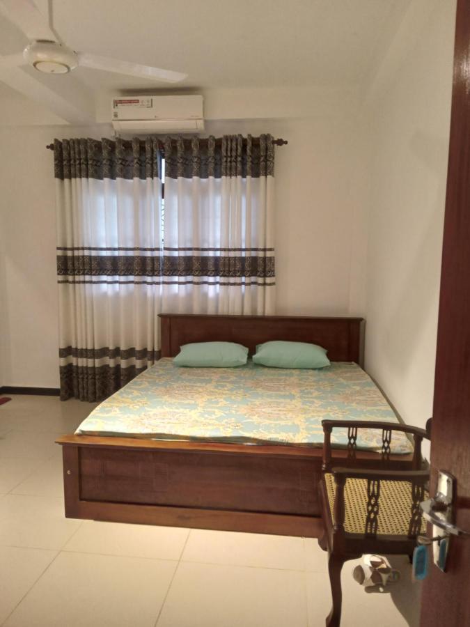Sky Bloom Bed & Breakfast Homagama Bagian luar foto